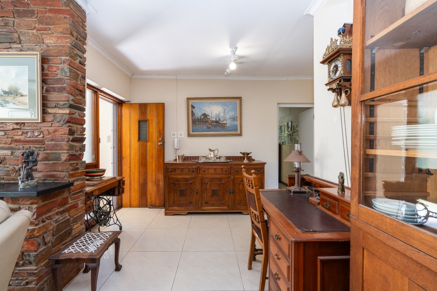 4 Bedroom Property for Sale in Pinelands Western Cape